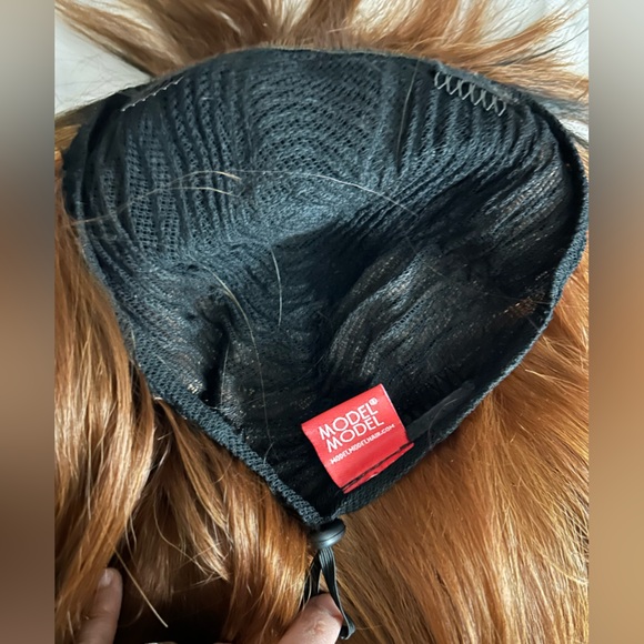 Model model wig - Picture 6 of 7